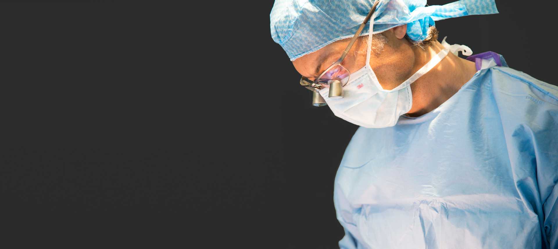 Dr Philippe Roure, chirurgien orthopédiste à Paris, spécialiste de la chirurgie de la main et du membre supérieur